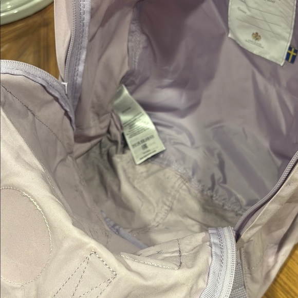 Fjällräven Kånken Beige Backpack - Picture 8 of 9